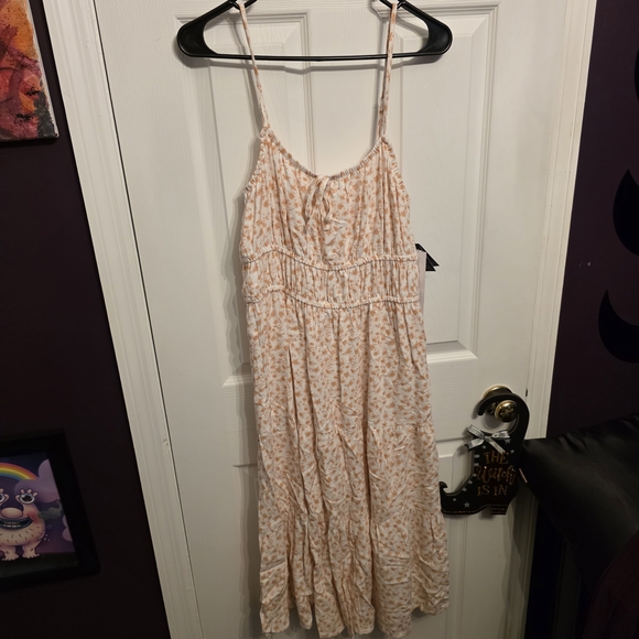 Celebrity Pink Floral Midi Dress - Cream and Pink - Picture 1 of 1
